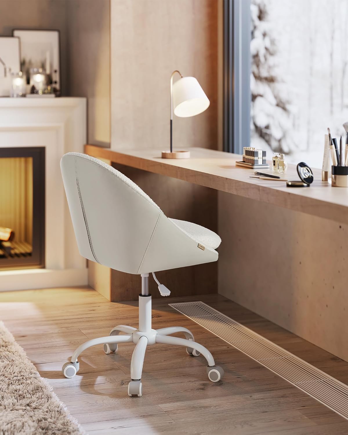 Bild von SONGMICS Homeoffice Stuhl, Schminkstuhl aus Sherpa, Schreibtischstuhl, Schaumstoffpolsterung, höhenverstellbar, für Arbeitszimmer, Schlafzimmer, cappuccinobeige-wolkenweiß OBG020W01