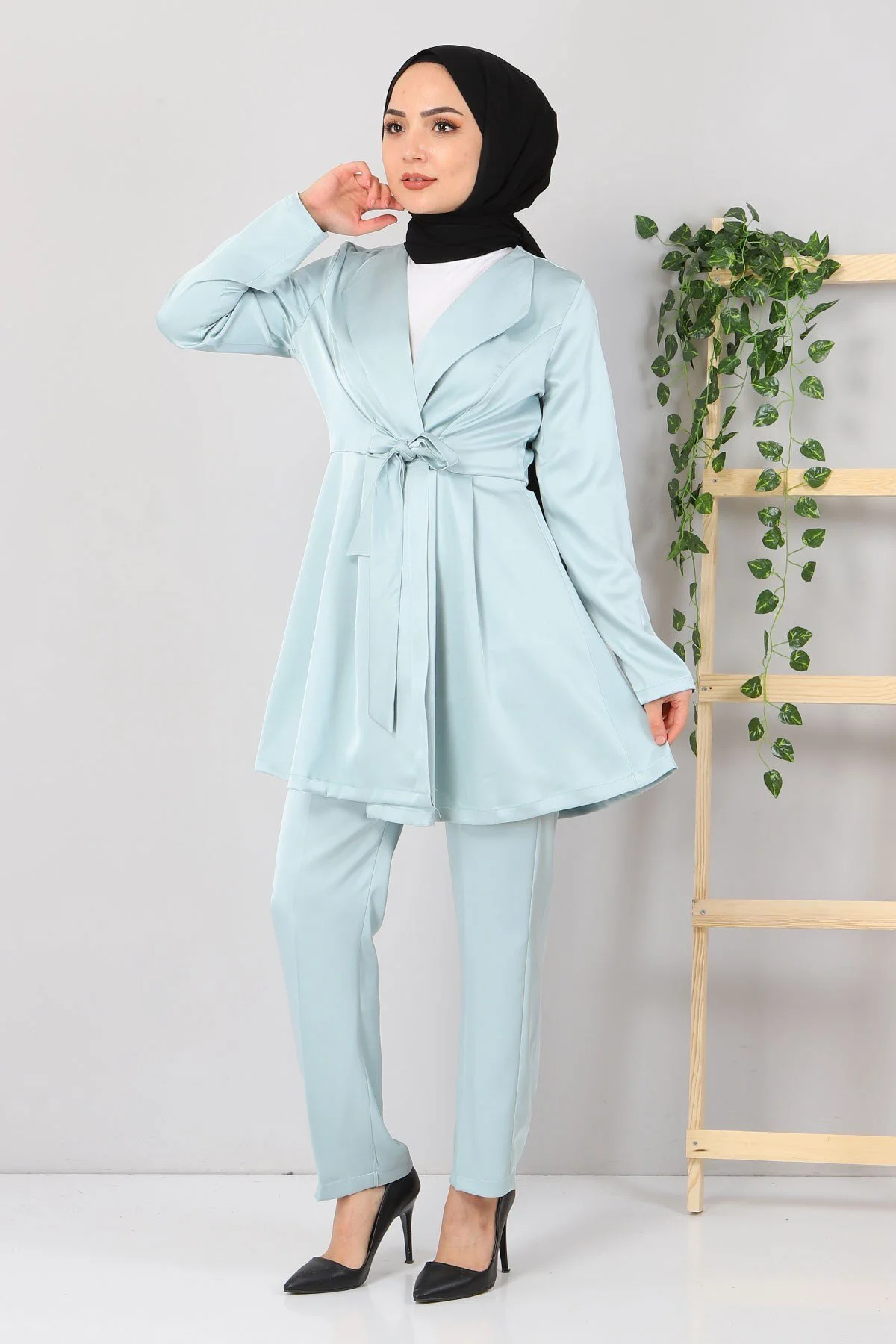 Bild von Modamihram Satinkombination Mint für Damen - 44
