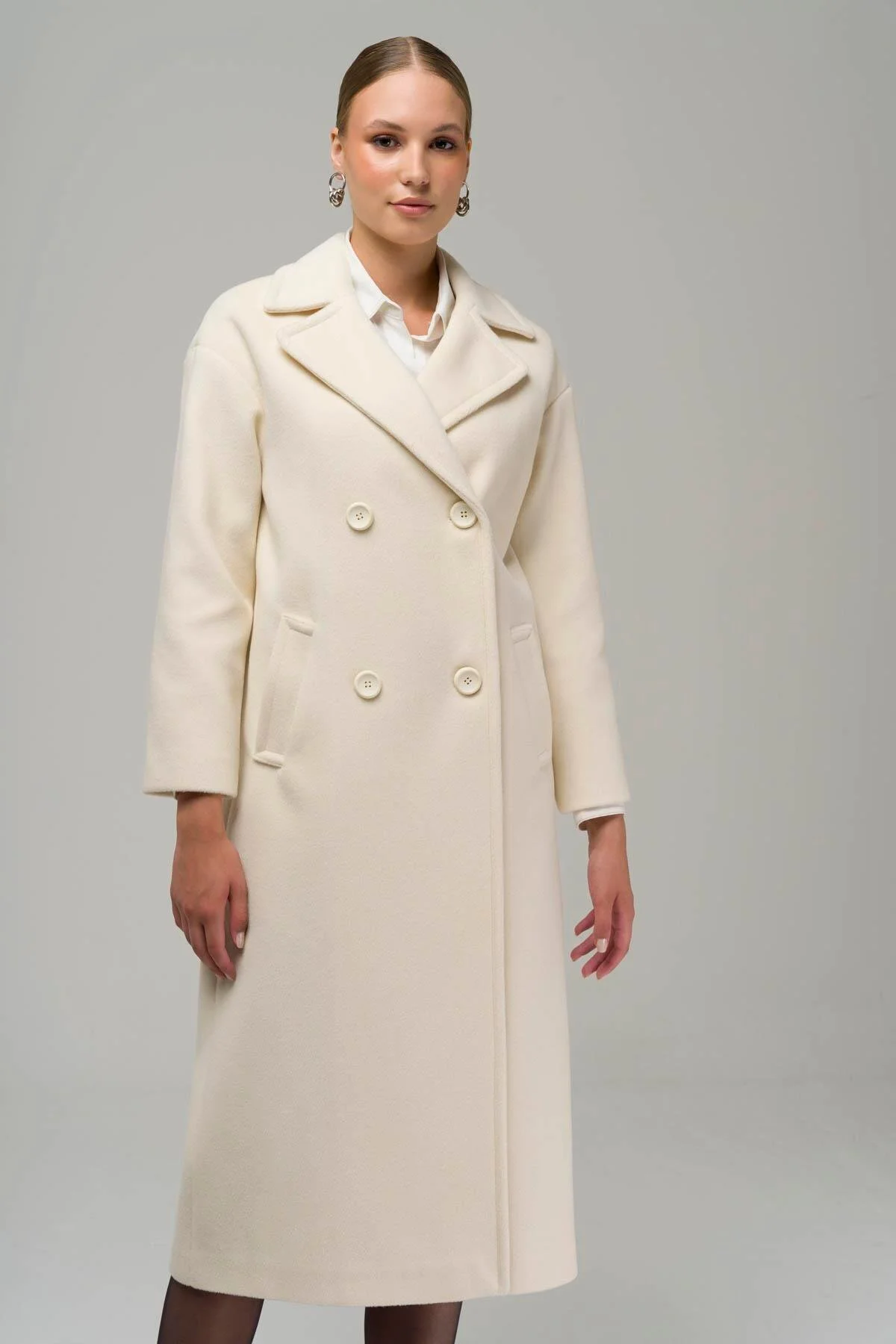 Bild von Olcay Zweireihiger Mittellanger Oversize-mantel Ekru für Damen - 44