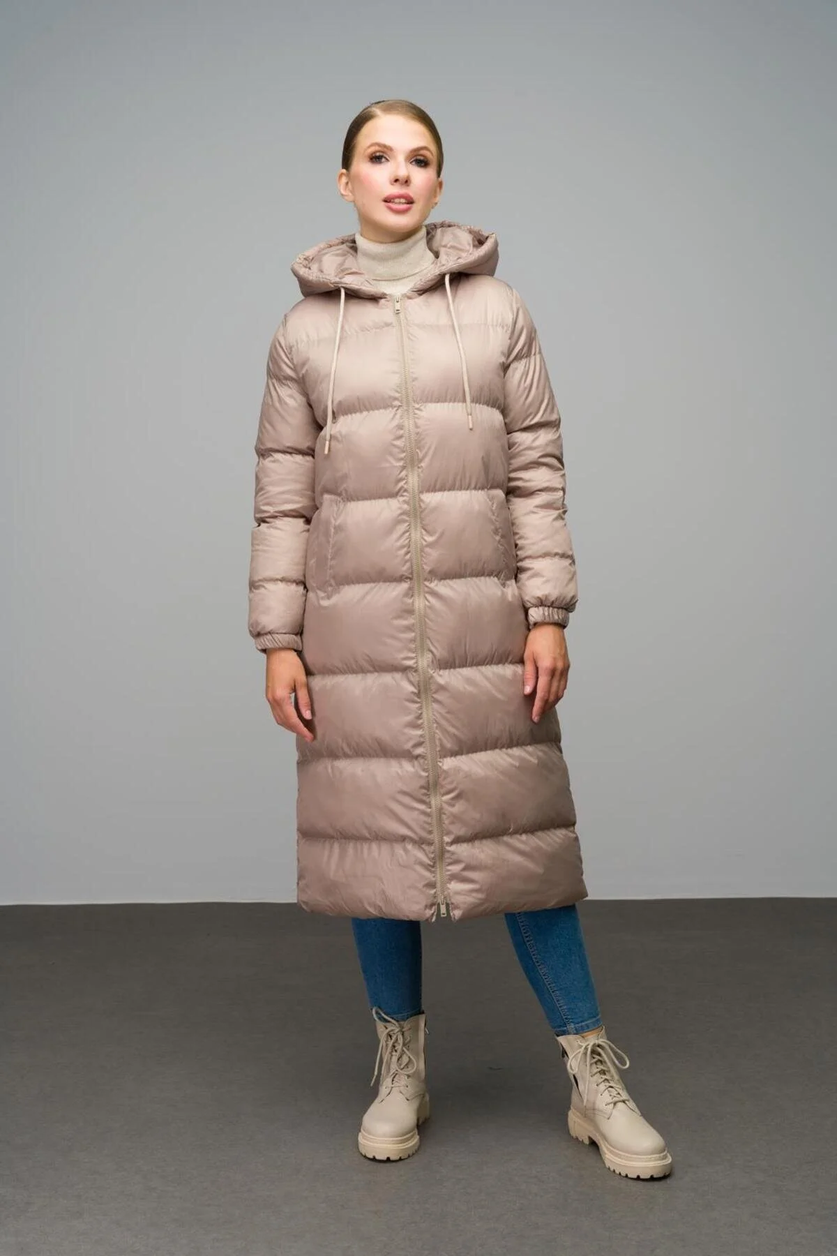 Bild von Olcay Beige Lange Pufferjacke Mit Kapuzendetail Und Reißverschluss für Damen - XL