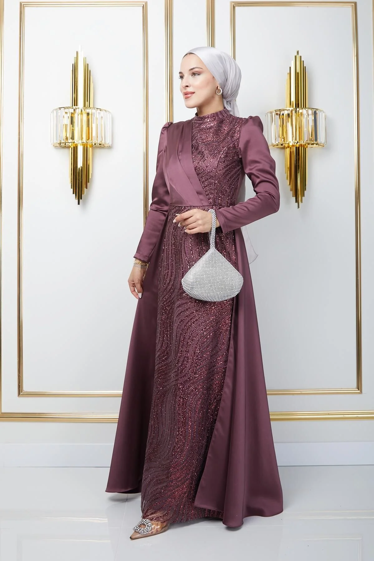 Bild von Olcay Abendkleid Aus Satin Mit Hijab, Umhangrock, Stempel- Und Glitzerdetails Auf Der Vorderseite, Rose Dry für Damen - 52