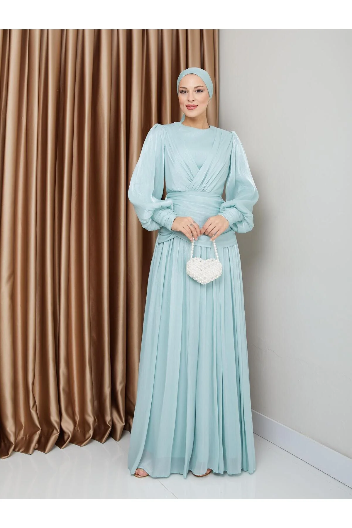 Bild von Olcay Hijab-abendkleid Aus Kristall-chiffon Mit Volant- Und Falten-detail, Mint für Damen - 38