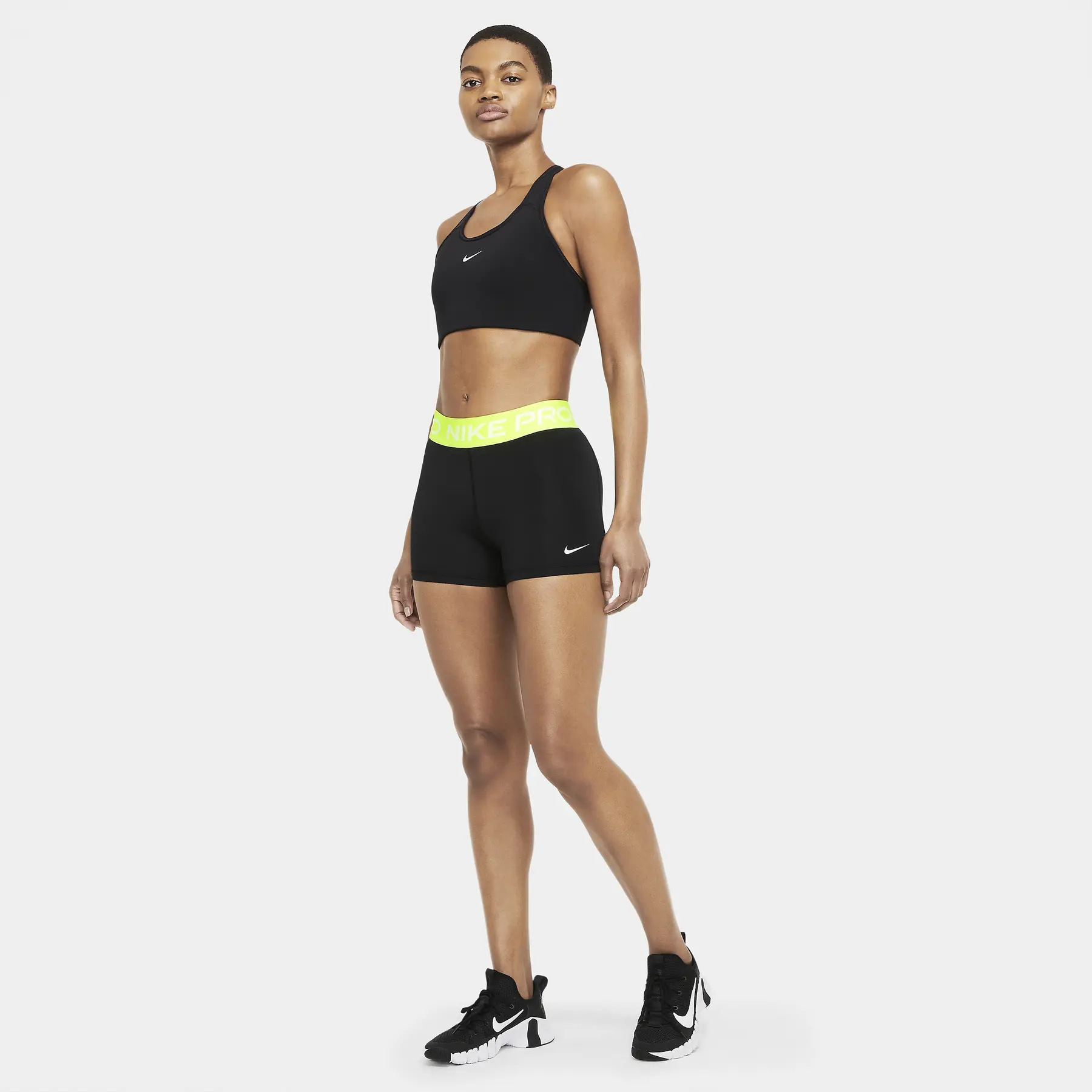 Bild von NIKE Pro 3 Inch Tights Shorts Damen 013 - black/volt/white XXL