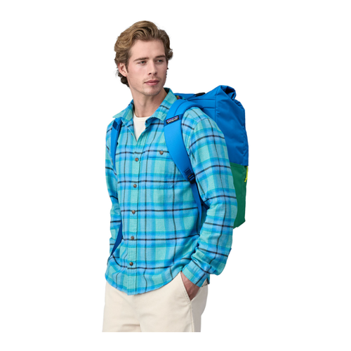Bild von Robuster Reise- und Tagesrucksack aus wasserabweisendem Material
