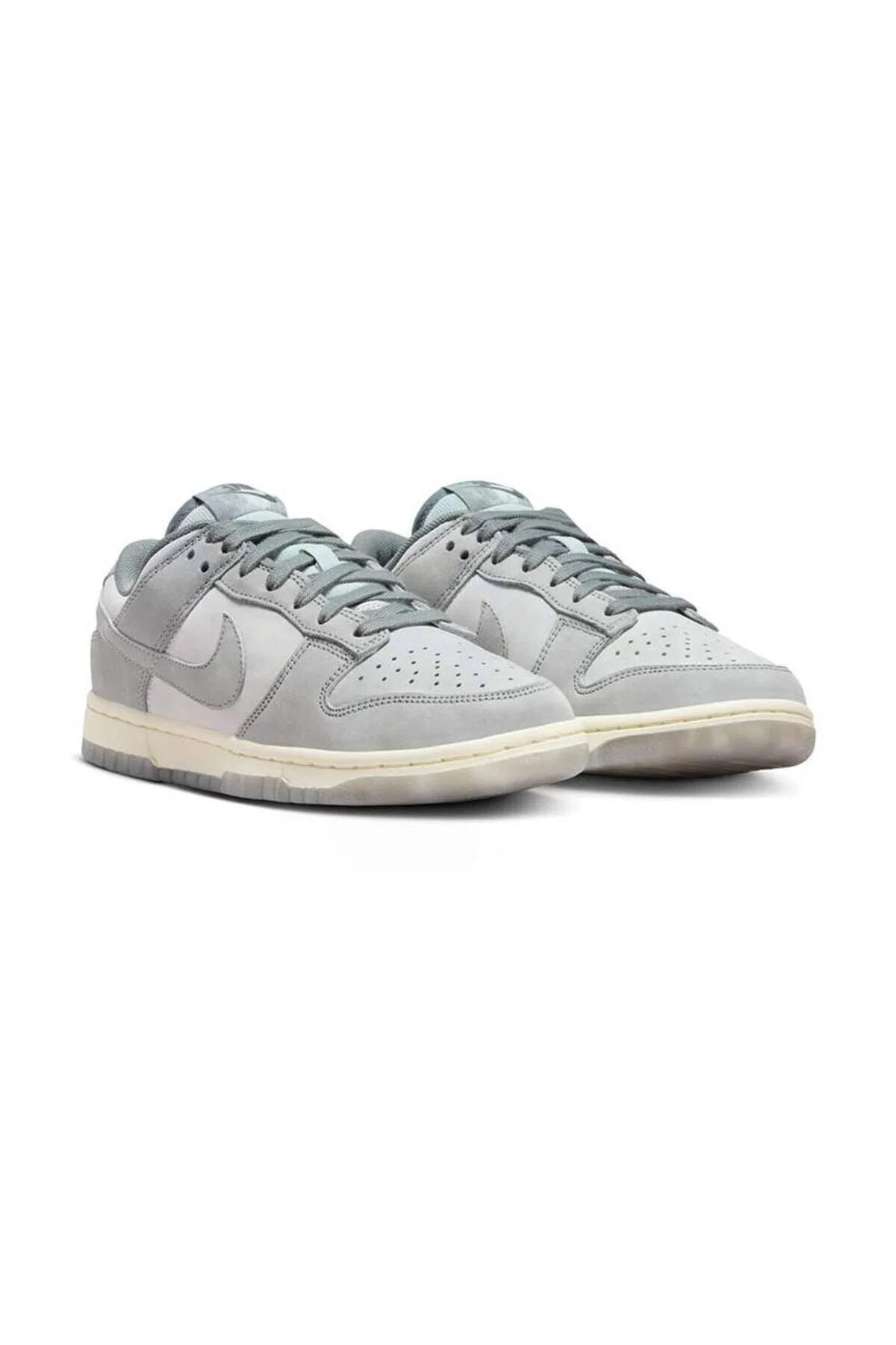 Bild von Nike Dunk Low Schuhe für Damen - 43