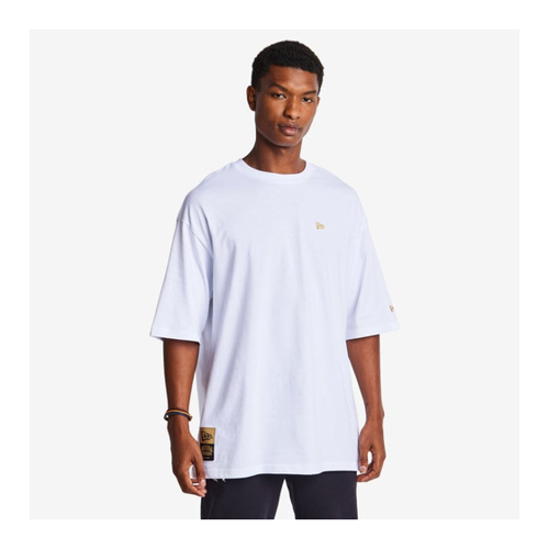 Bild von New Era Sticker Oversized T-Shirt - Herren T-Shirts