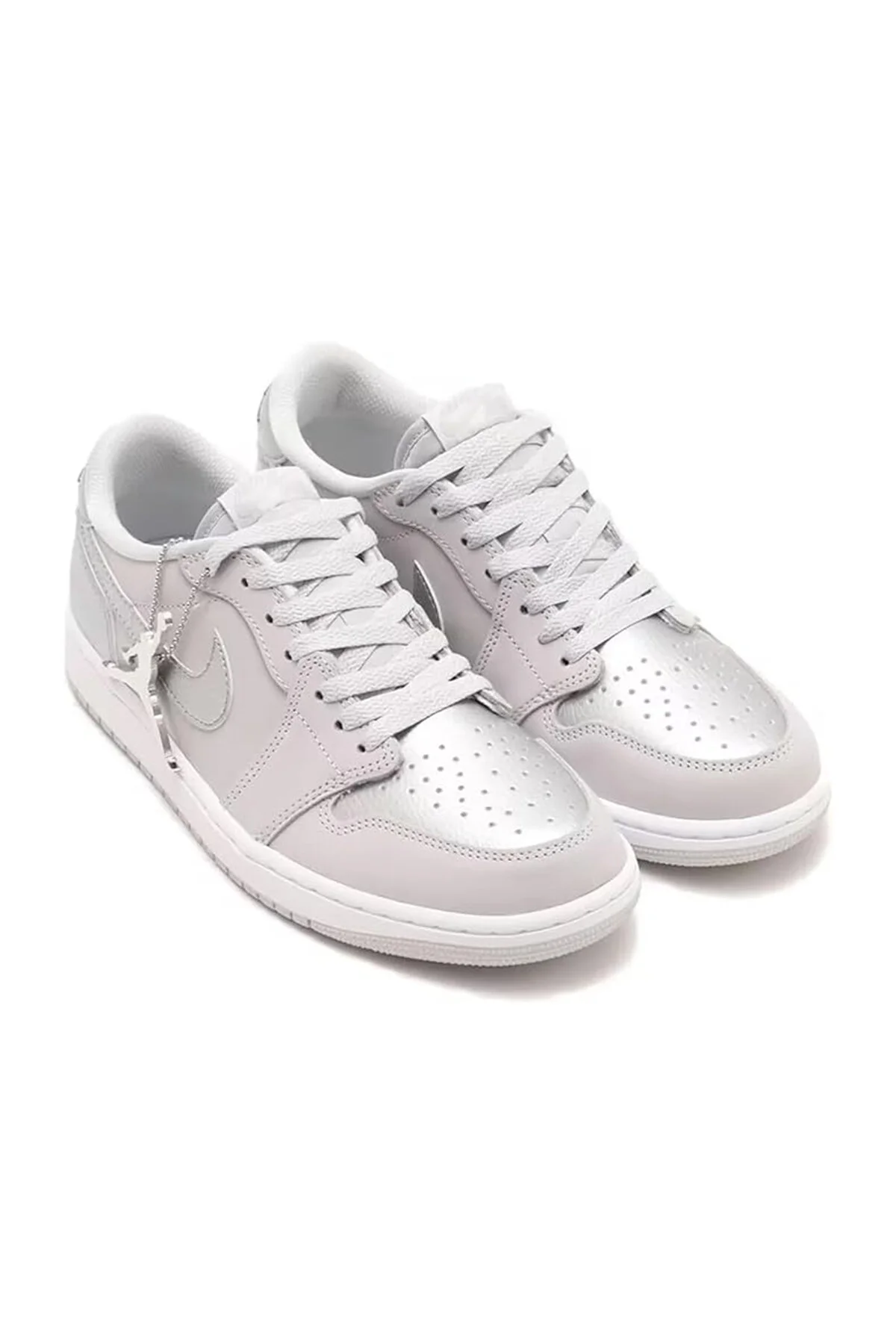 Bild von Nike Air Jordan 1 Retro Low Og Sneaker für Herren - 36,5