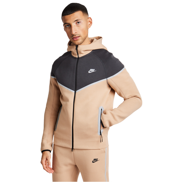Bild von Nike Tech Fleece Herren Kapuzenpullover - Braun - Größe: XL - Foot Locker