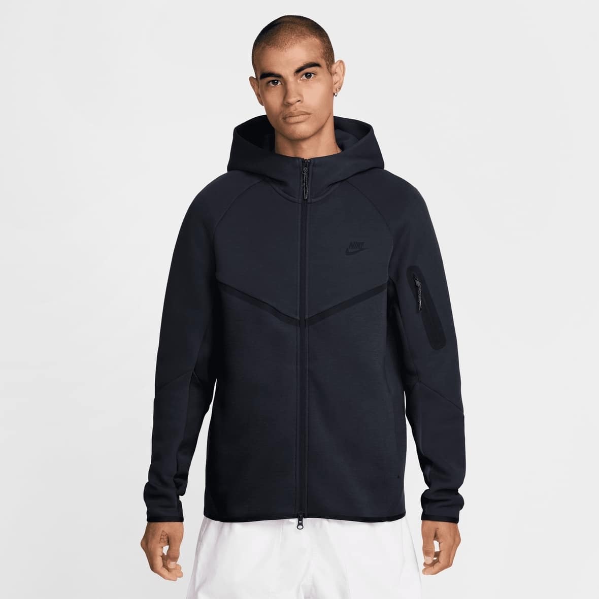 Bild von NIKE Tech Fleece Windrunner Kapuzenjacke 451 - obsidian/black S