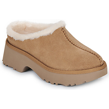 Bild von UGG NEW HEIGHTS COZY CLOG Clog, Mule, Flats, Pantolette, Plateau Schuh mit gepolstertem Fußbett