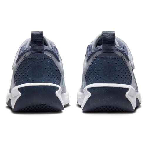 Bild von Nike Omni Multi-Court Kinder Sneaker - Vielfältige Spielmöglichkeiten für kleine Füße