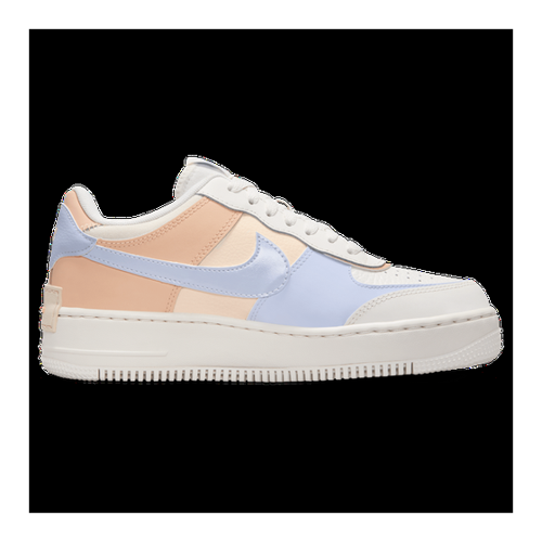 Bild von Nike Air Force Damen Schuhe – Zeitloser Stil und außergewöhnlicher Komfort