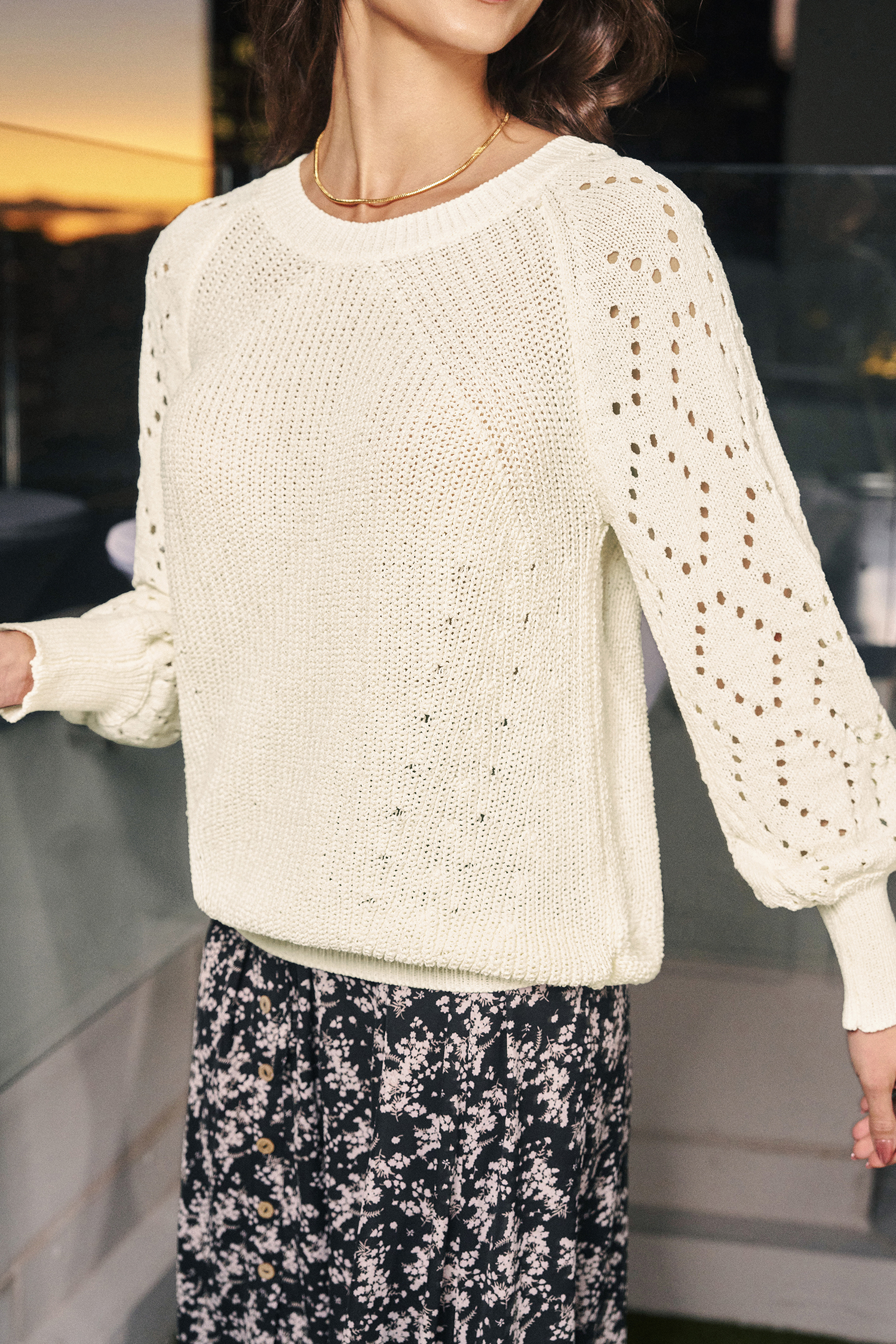 Bild von Pullover mit Rundhalsausschnitt und Blousonärmeln