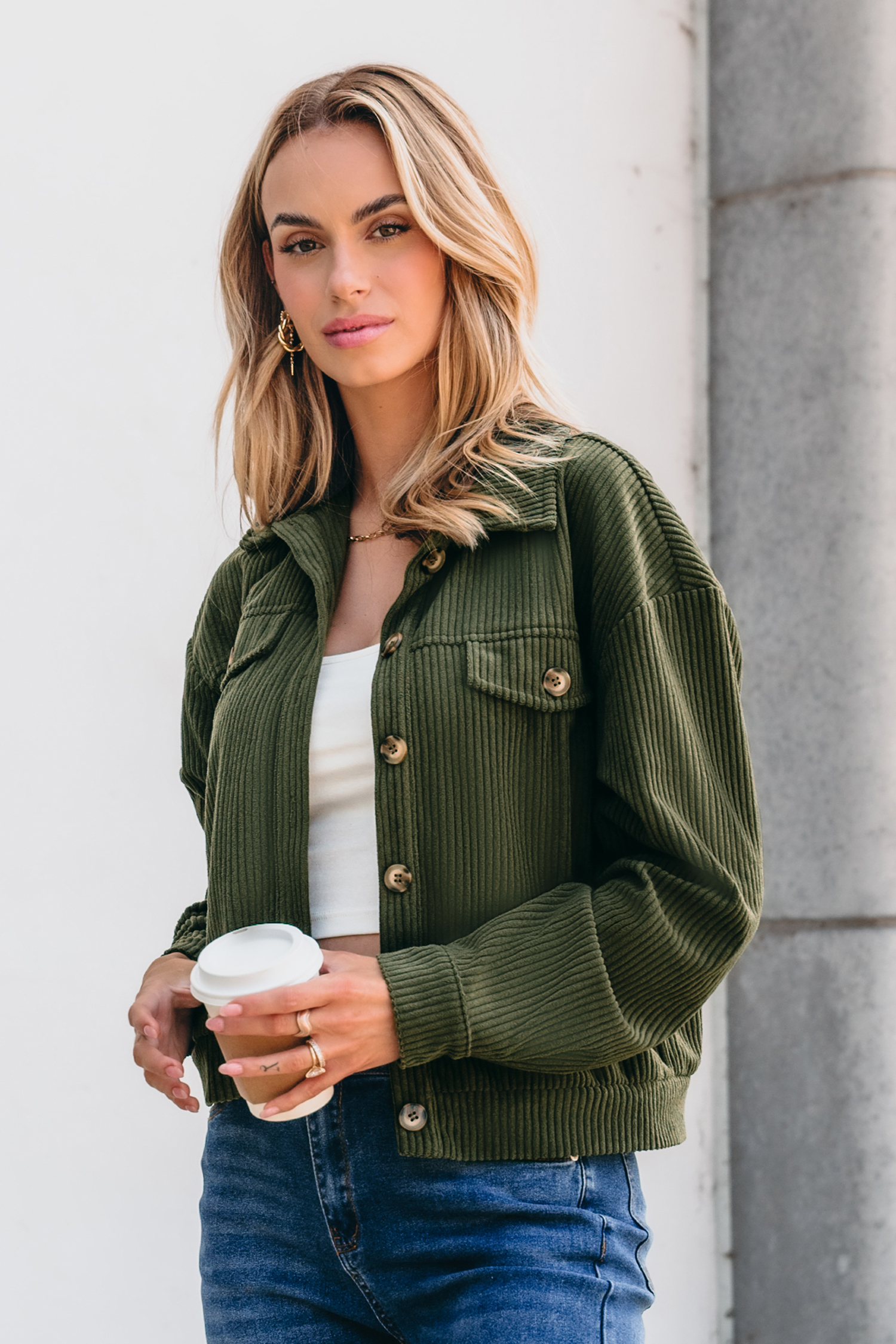Bild von Grüne langärmelige Jacke mit Kordelzug