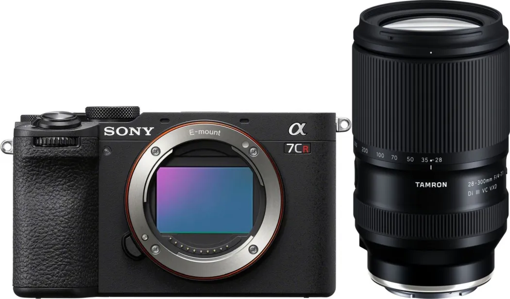 Bild von Sony Alpha ILCE-7CR schwarz + Tamron 28-300mm f4-7,1 Di-II VC VXD