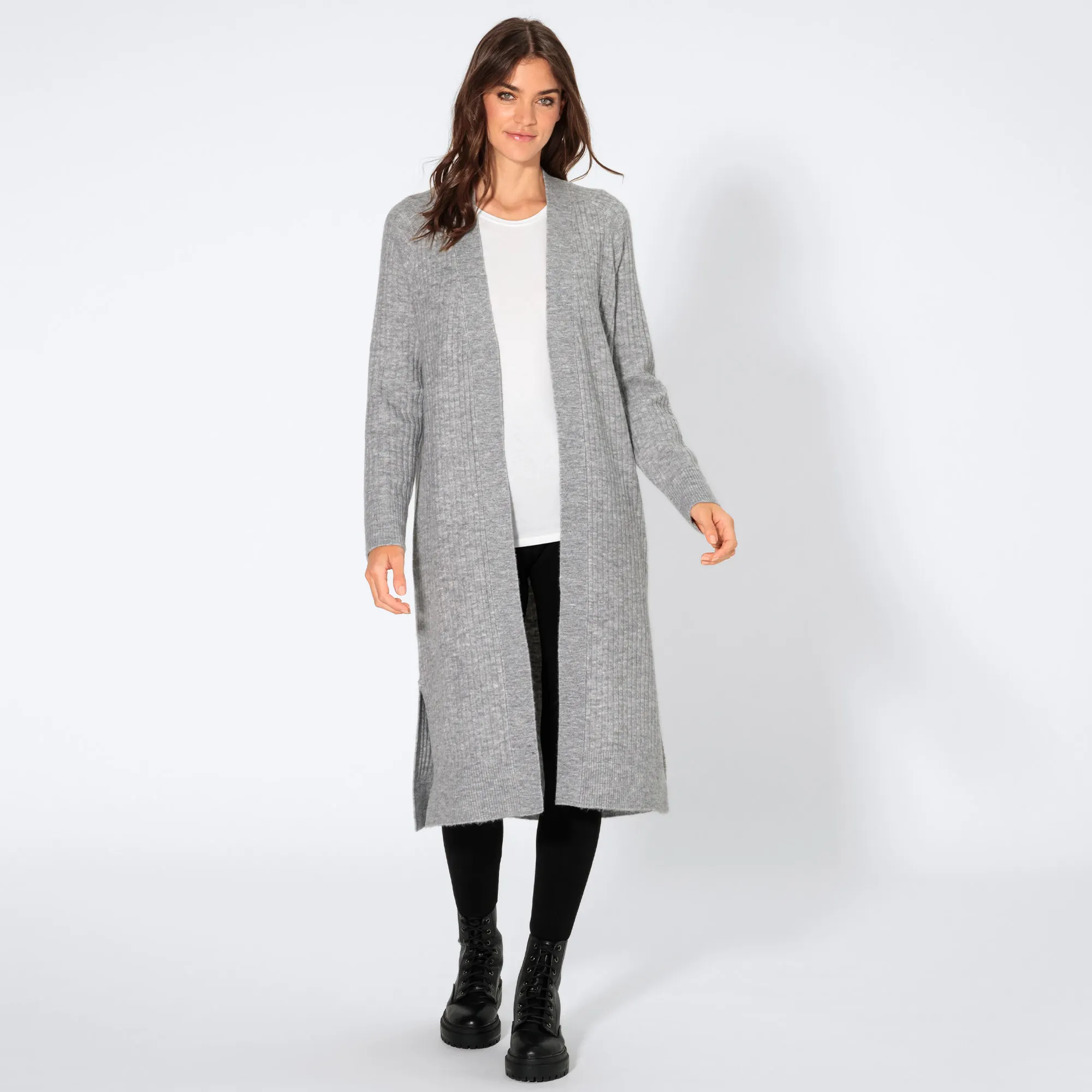 Bild von Damen-Strickjacke in Rippoptik