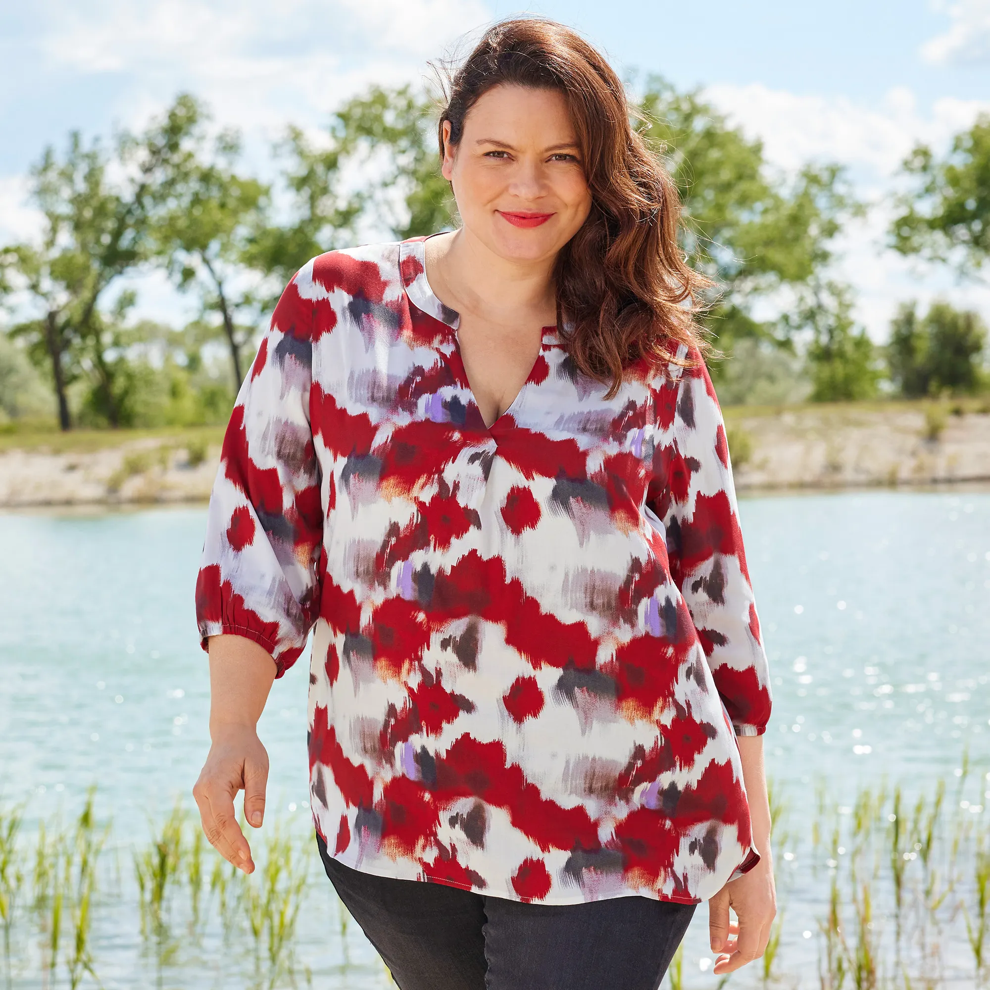 Bild von Damen-Bluse mit modischem Druck, große Größen