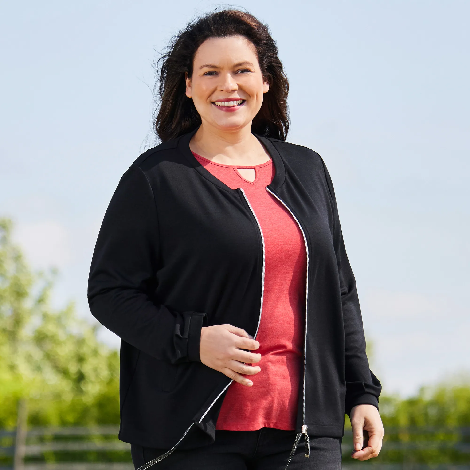 Bild von Damen-Jacke mit Lurexbändern, große Größen
