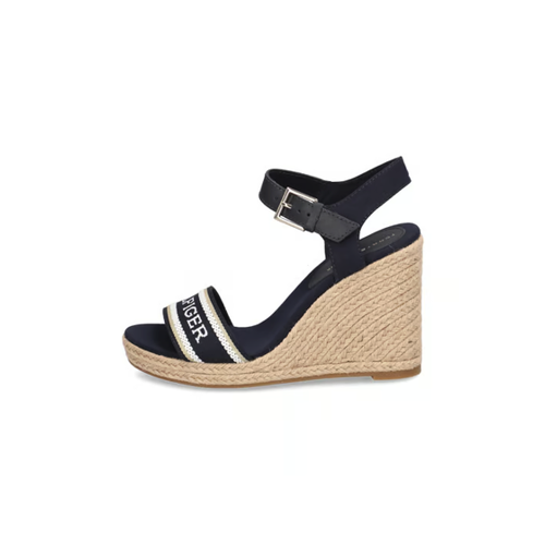 Bild von Tommy Hilfiger MONO WEBBING HIGH WEDGE SANDAL – Stilvolles Design mit Komfort