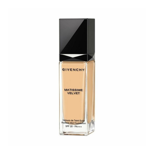 Bild von GIVENCHY Foundation Eclat Matissime Velvet 3 – Ein zeitloses Make-up für jeden Anlass