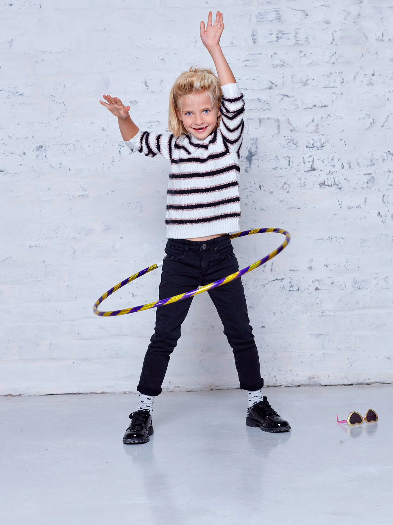 Bild von Vertbaudet Mädchen Slim-Fit-Jeans „waterless“, Hüftweite Comfort Oeko-Tex schwarz 122