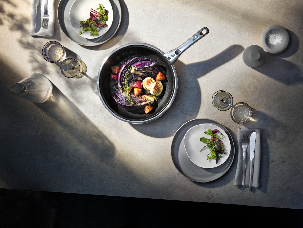 Bild von WMF Wok Click&Serve, Rostfreier Edelstahl 18/10 (1-tlg), ohne Edelstahlgriff, Wok Edelstahl beschichtet, backofenfest