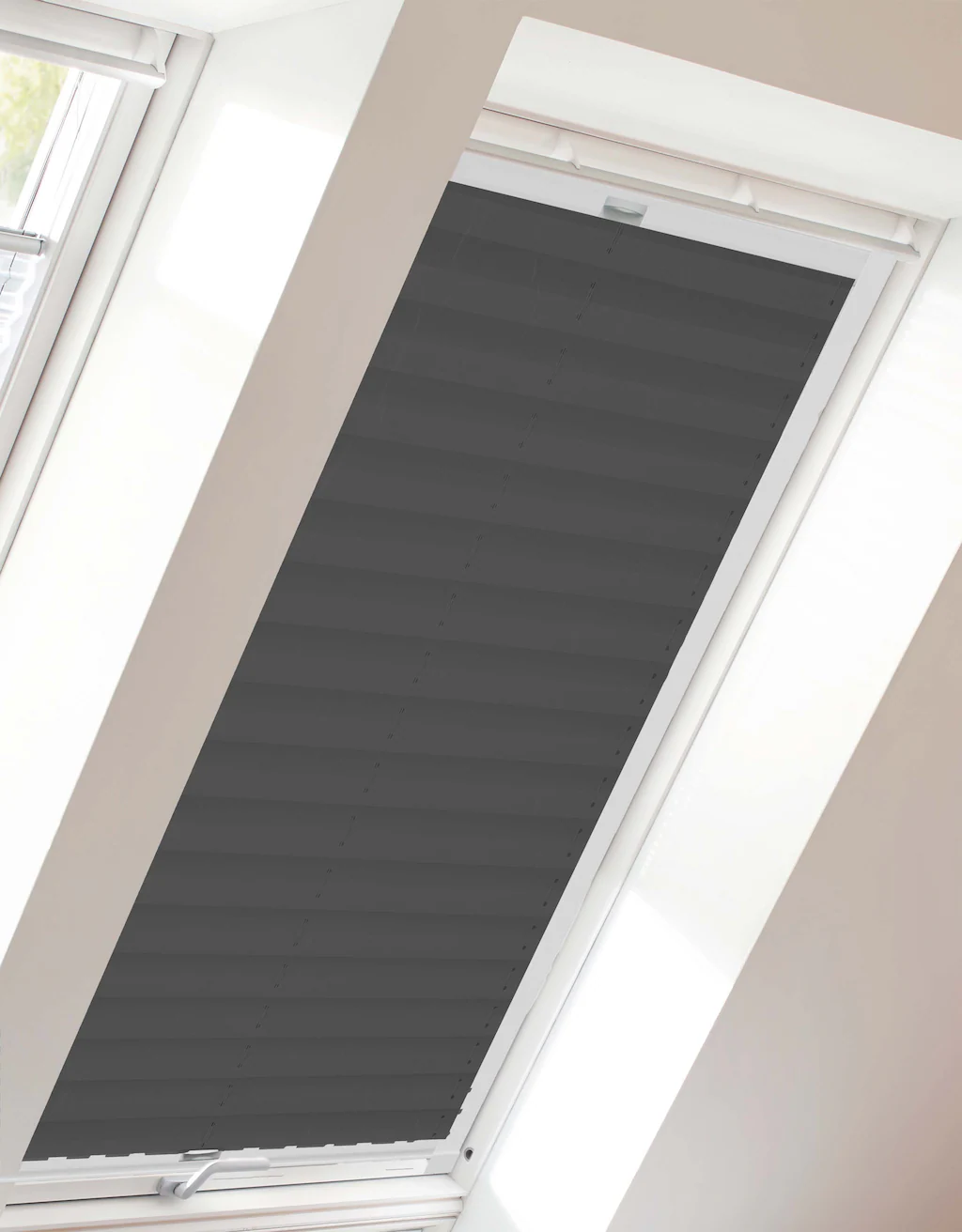 Bild von sunlines Dachfensterplissee Young Style Crush, Lichtschutz, verspannt, verschraubt, mit Führungsschienen