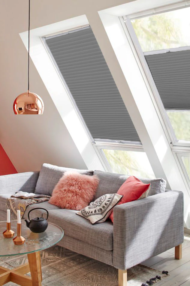 Bild von sunlines Dachfensterplissee StartUp Style Honeycomb VD, abdunkelnd, verspannt, verschraubt, mit Führungsschienen