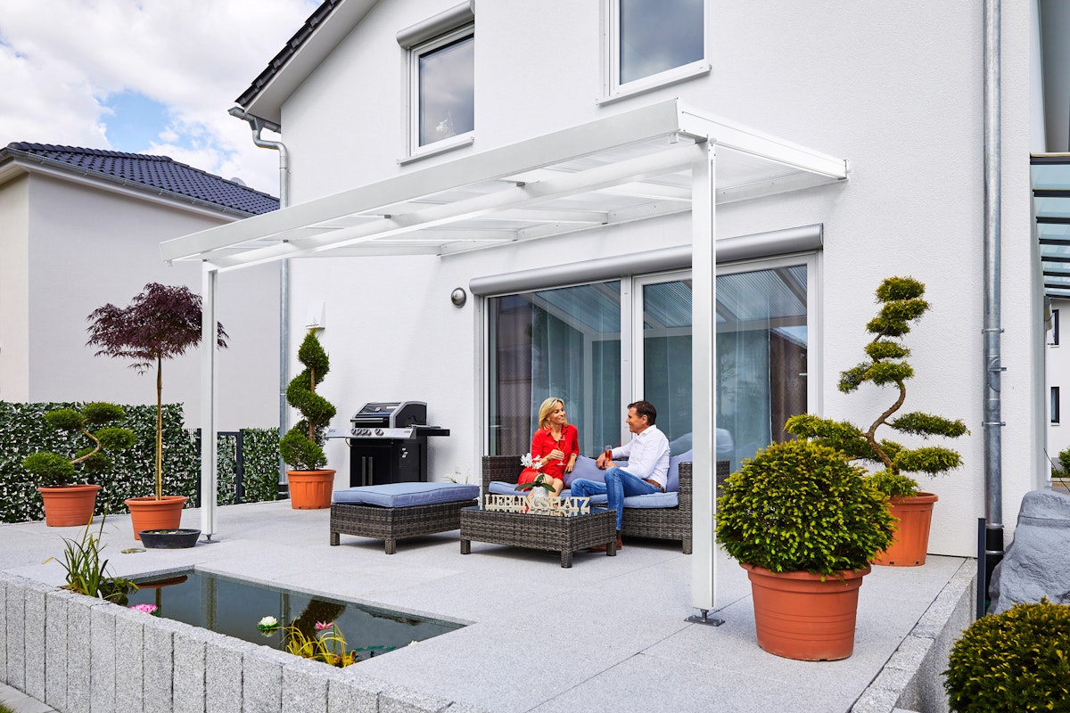 Bild von Gutta Terrassendachsystem Premium weiß/anthrazit 812,5 x 406 cm Polycarbonat weiß opal Weiß