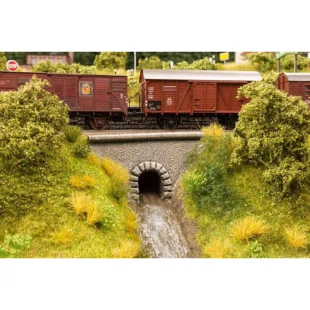 Bild von NOCH Wasserdurchlass „Tunnel“, multifunktional, 2 Tunnelauslässe 8 x 4,3 cm für Modellbahn Spur H0 perfekt zur Landschaftsgestaltung