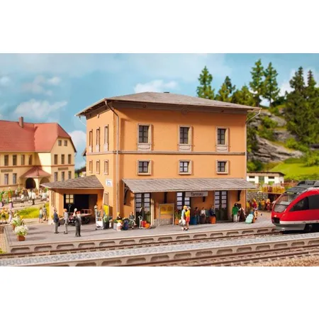 Bild von NOCH Laser-Cut Bausatz Bahnhof Tannau (Berg)