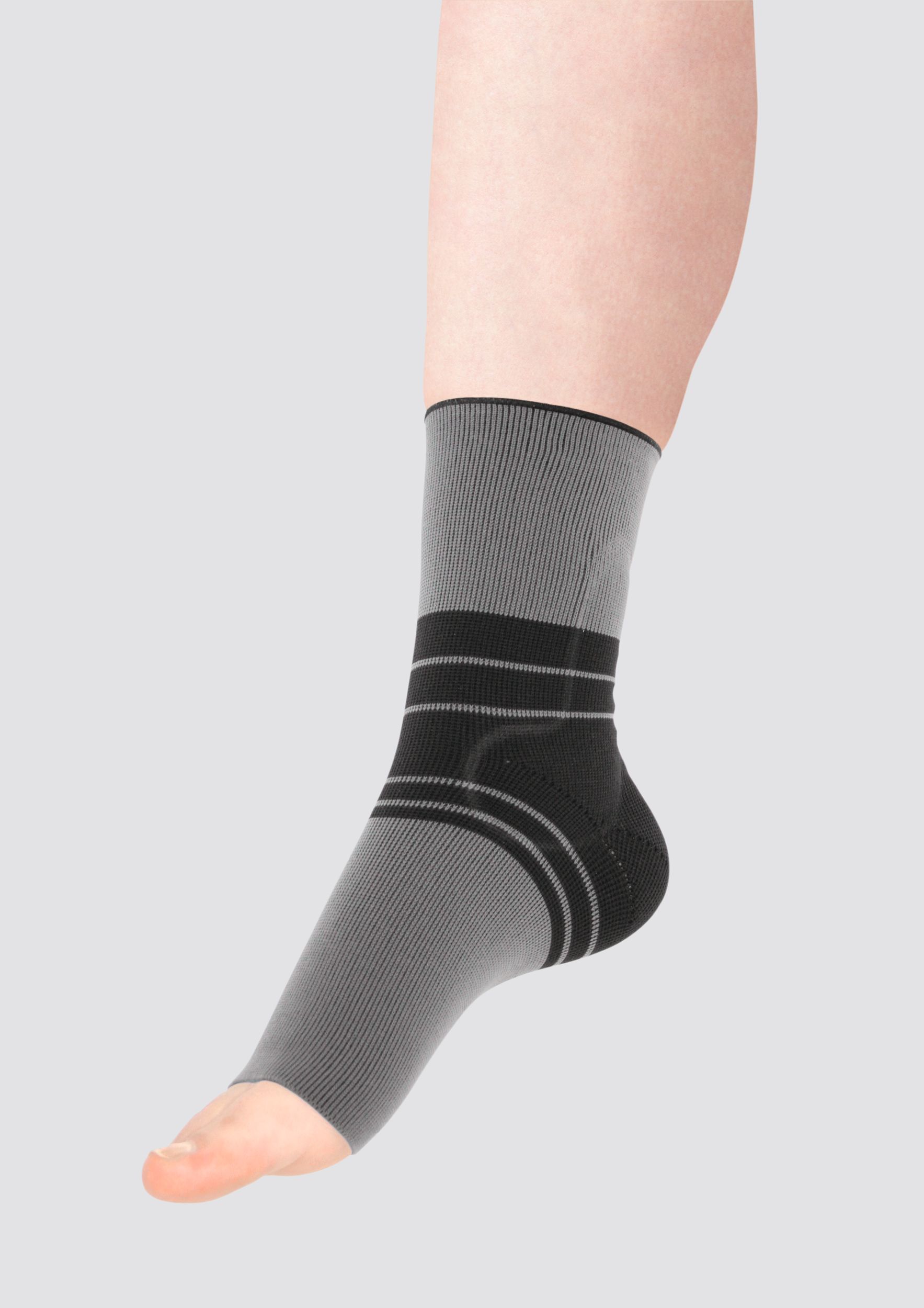 Bild von JuzoFlex Malleo 727 Sprunggelenkbandage mit zwei Silikonpelotten und Massageeffekt