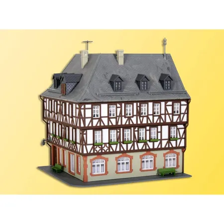 Bild von Kibri Modelleisenbahn-Gebäude Kibri 38904 H0 Fachwerk-Eckhaus Miltenberg