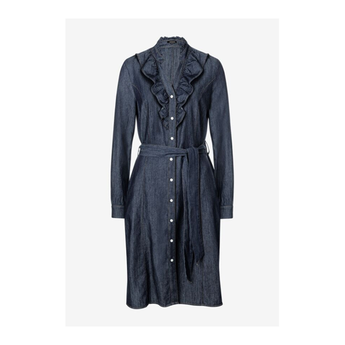 Bild von Feminin und vielseitig: Das Jeanskleid von MORE & MORE