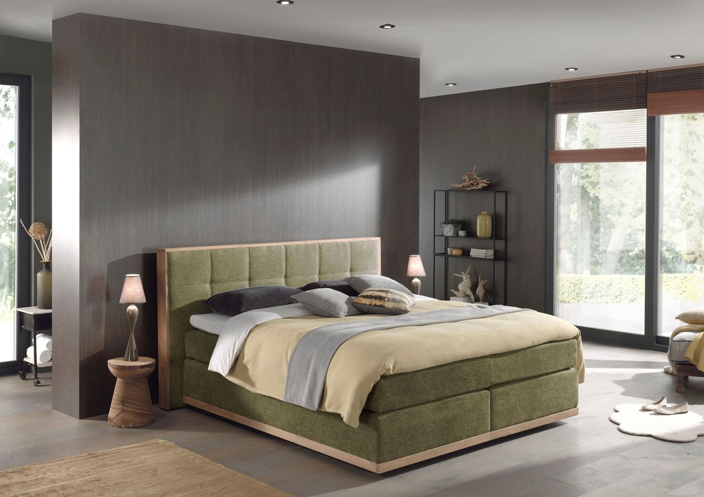 Bild von Places of Style Boxspringbett Vinton, aus massiver Eiche, verschiedene Härtegrade (auch H4)