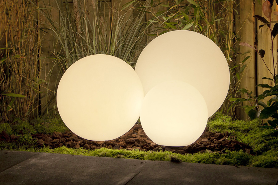 Bild von Design-Kugeln Moon Ambiente-Set je 1 Kugel mit  Ø 300 mm, 400 mm und 500 mm inkl. Kabel und Fernbedienung