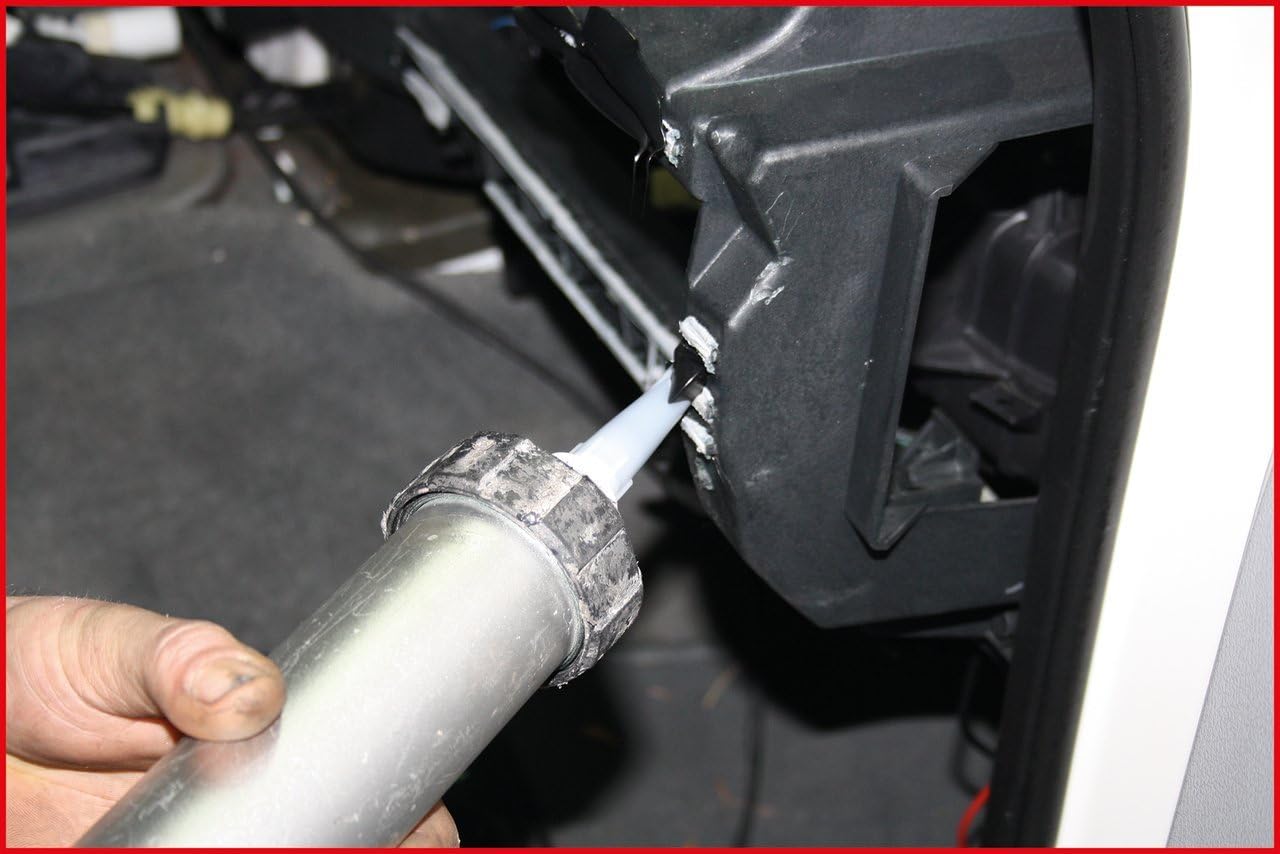 Bild von KS Tools 515.3580 Akku-Kartuschen-Pistole 600 ml mit 1 Akku und 1 Ladegerät
