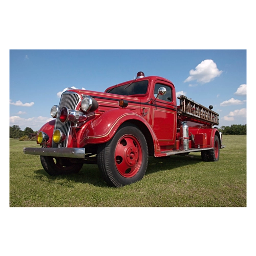 Bild von Papermoon Fototapete »Vintage Feuerwehrauto« – Einfarbiges Design mit Qualität