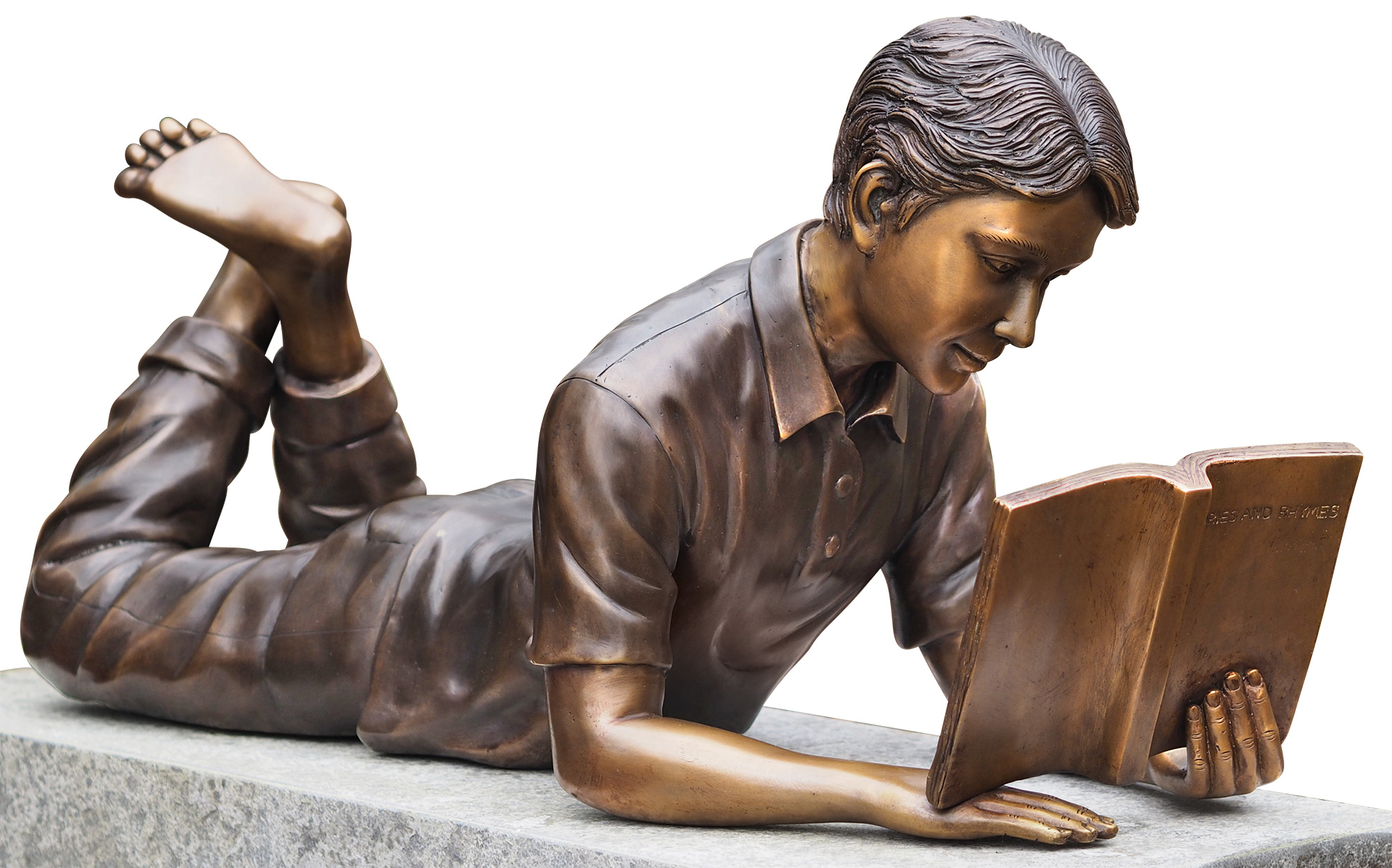 Bild von Gartenskulptur 'Lesender Junge mit Buch', Bronze