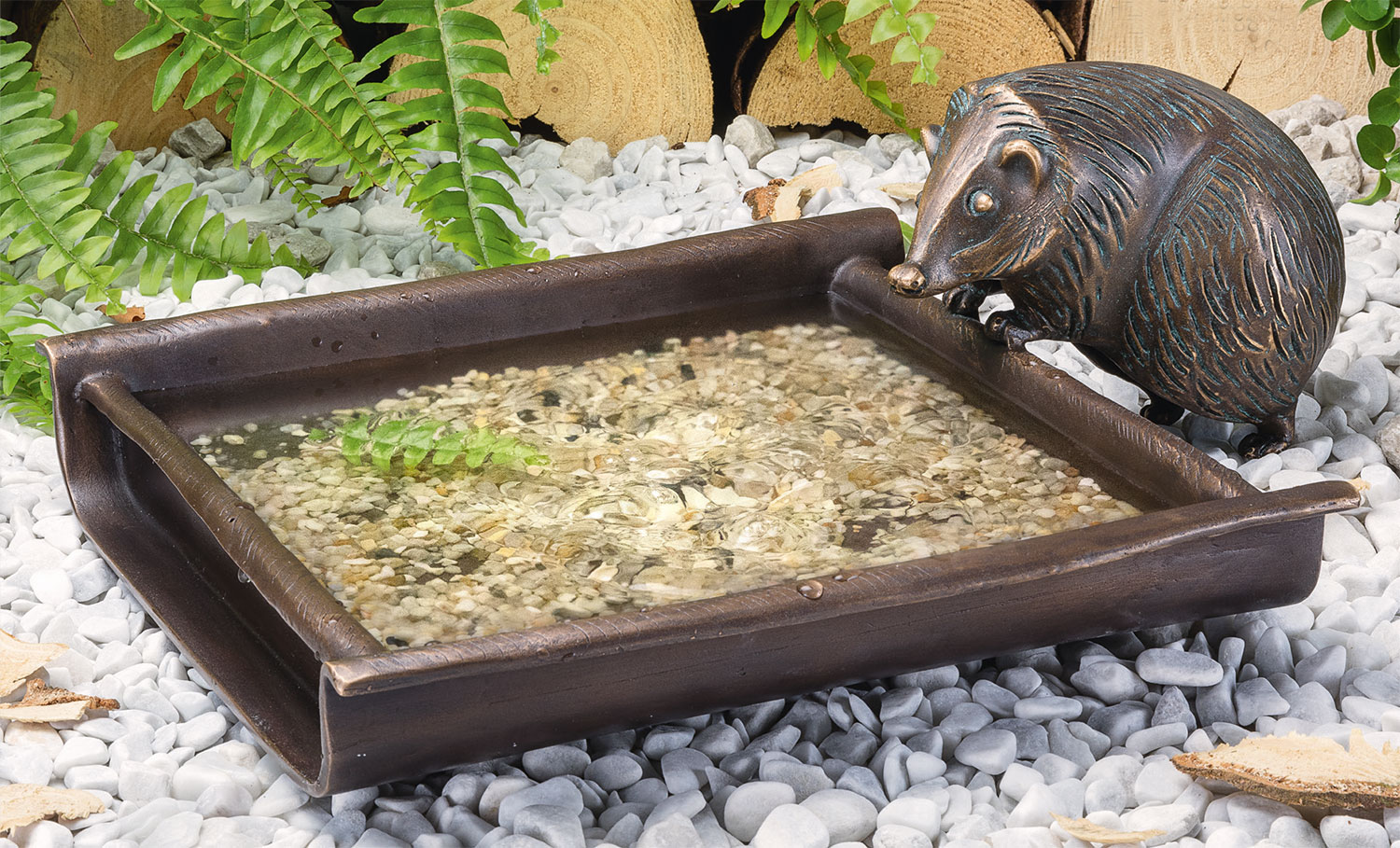 Bild von Vogeltränke mit Igel, Bronze, Skulptur