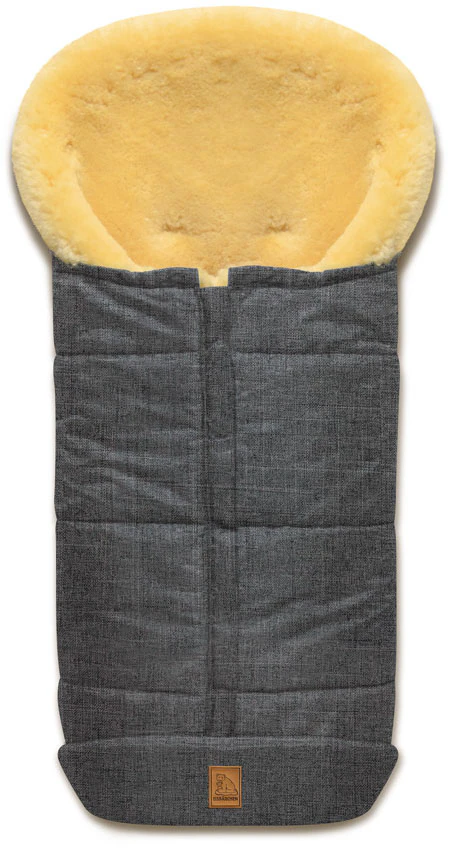Bild von Heitmann Felle Fußsack "Eisbärchen - Lammfell Winterfußsack - Premium Qualität", mit echtem Lammfell, für Kinderwagen & Buggy, 6 Gurtschlitze, waschbar