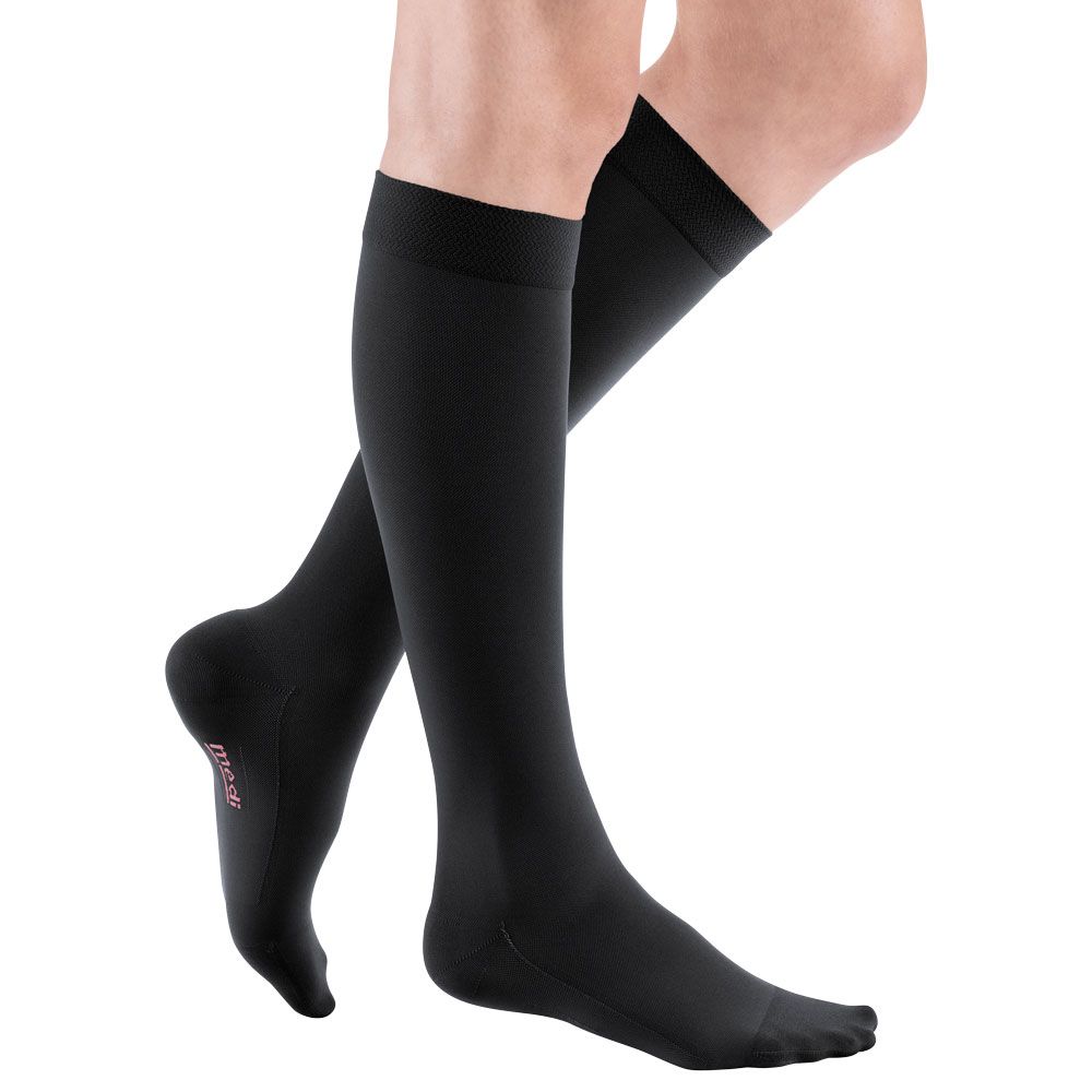 Bild von mediven comfort CCL2 AD Kompressionsstrümpfe kurz (34-38 cm) Softspitze u. Trikotabschlussrand