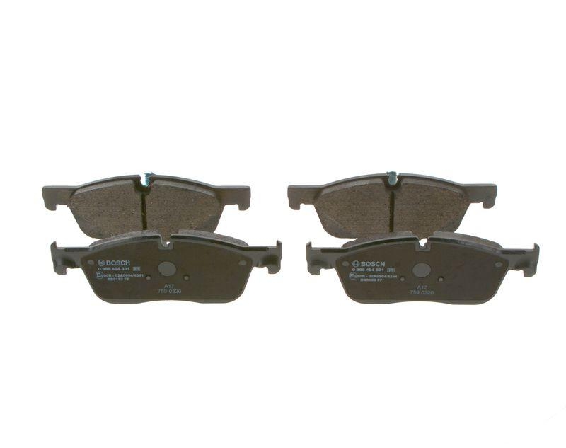 Bild von BOSCH Bremsbelagsatz mit Anti-Quietsch-Blech 0 986 494 831 Bremsbeläge,Bremsklötze LAND ROVER,JAGUAR,Range Rover Velar (L560),XE (X760),F-PACE (X761_)