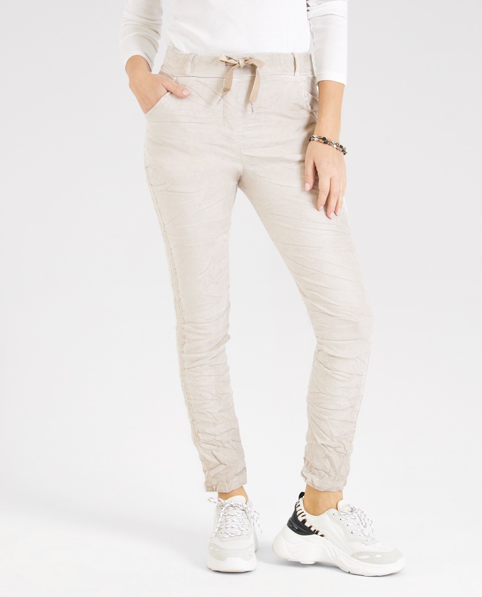 Bild von Joggpants in Veloursleder Optik in Beige