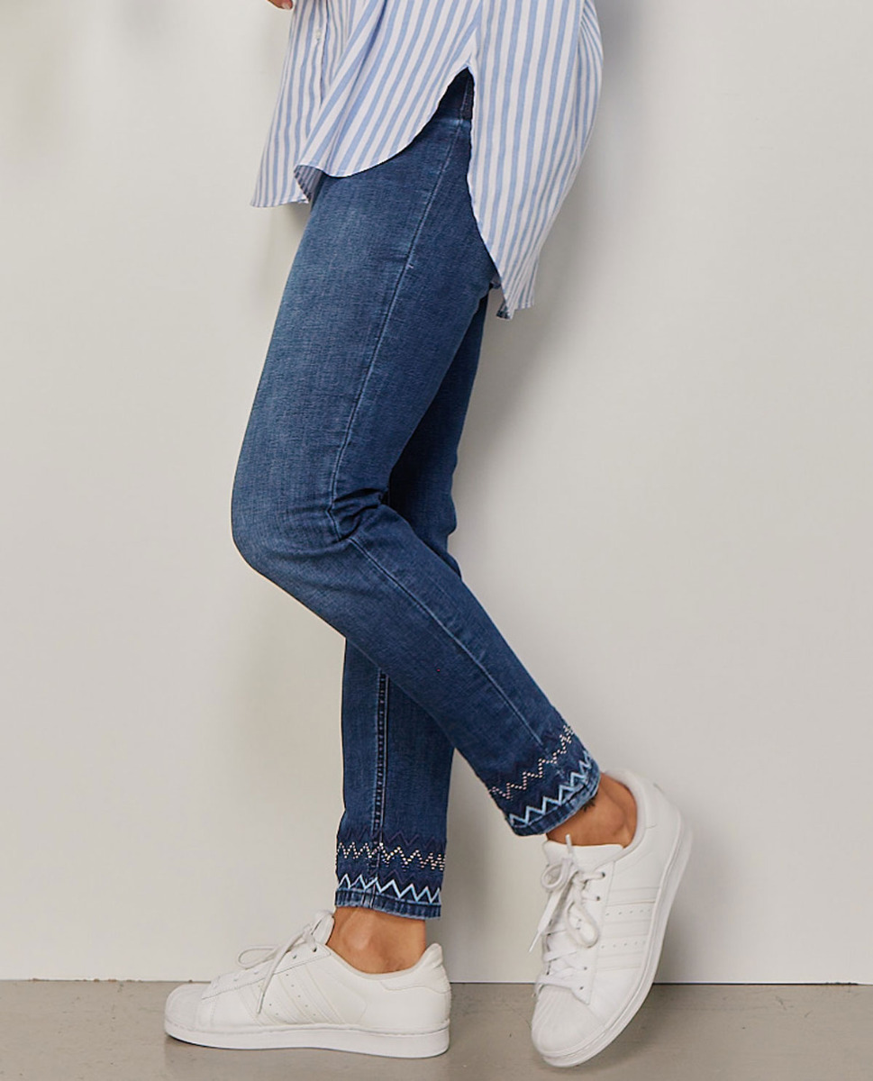 Bild von Jeans mit Verzierung