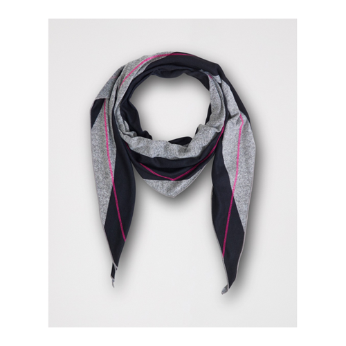 Bild von Gestreiftes Tuch mit pinken Details