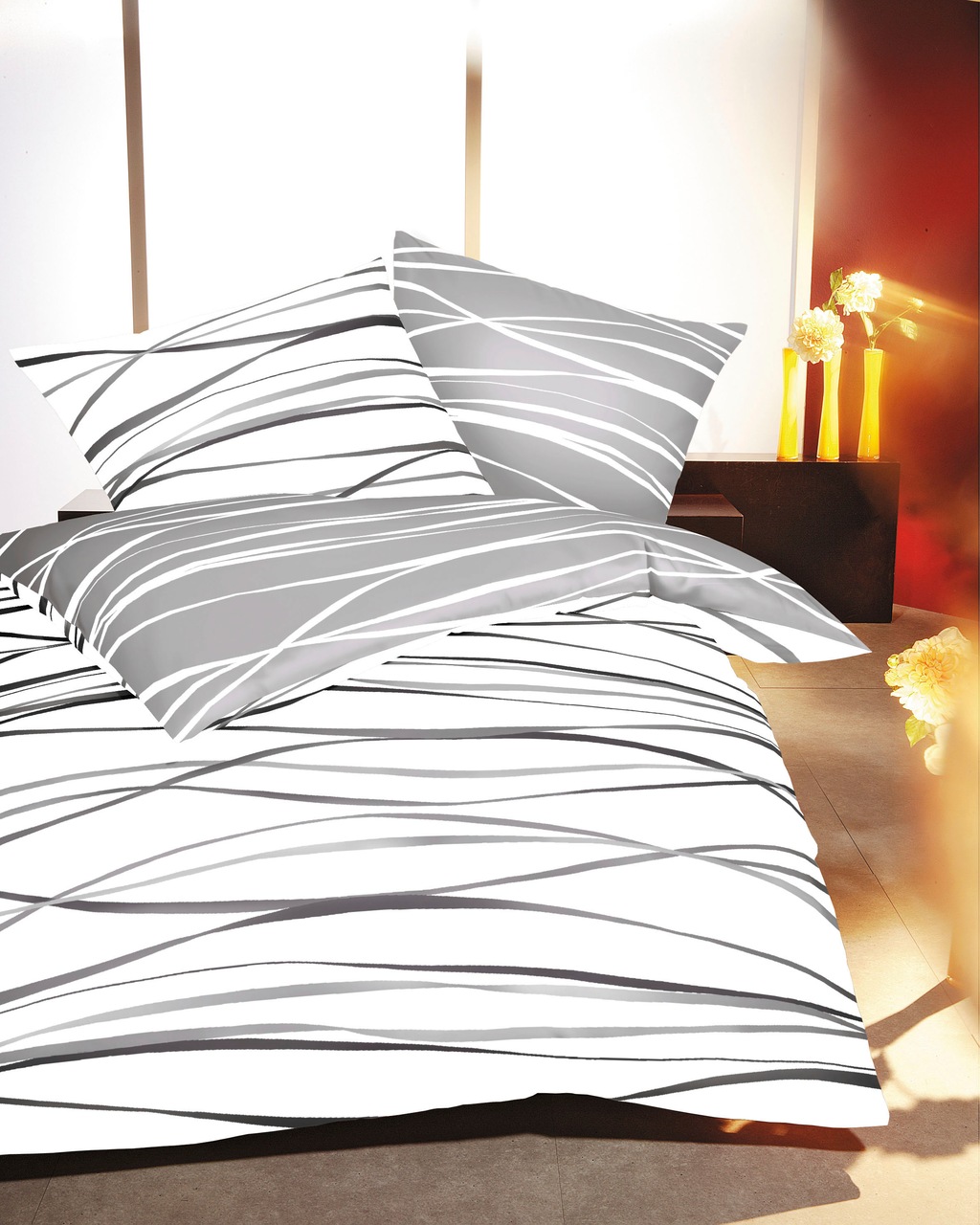 Bild von Kaeppel Wendebettwäsche »Motion«, (2 tlg.), aus 100% Baumwolle, in Mako-Satin oder Biber Qualität, Winterbettwäsche, Bett- und Kopfkissenbezug mit Reißverschluss, Bettwäsche-Set STANDARD 100 by OEKO-TEX® zertifiziert.