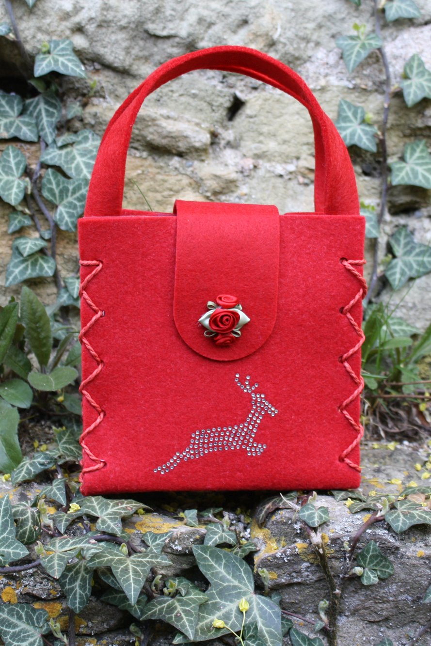 Bild von Dirndltasche Filz rot Rose