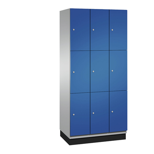 Bild von 3er-Schließfachschrank Cambio C+P – Ordnung trifft auf Design