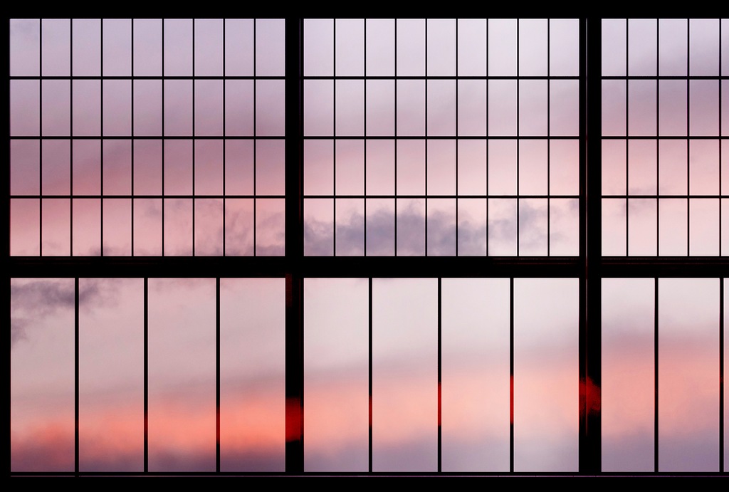 Bild von living walls Fototapete "Walls by Patel Sky 1", Vlies, Wand, Schräge